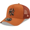 new-era-a-frame-camo-infill-new-york-yankees-mlb-brown-trucker-hat