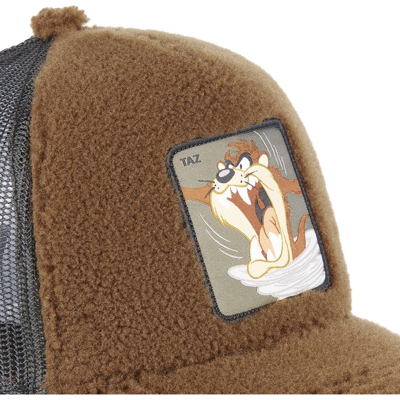 capslab-tasmanian-devil-fur1-taz2-looney-tunes-brown-shearling-trucker-hat