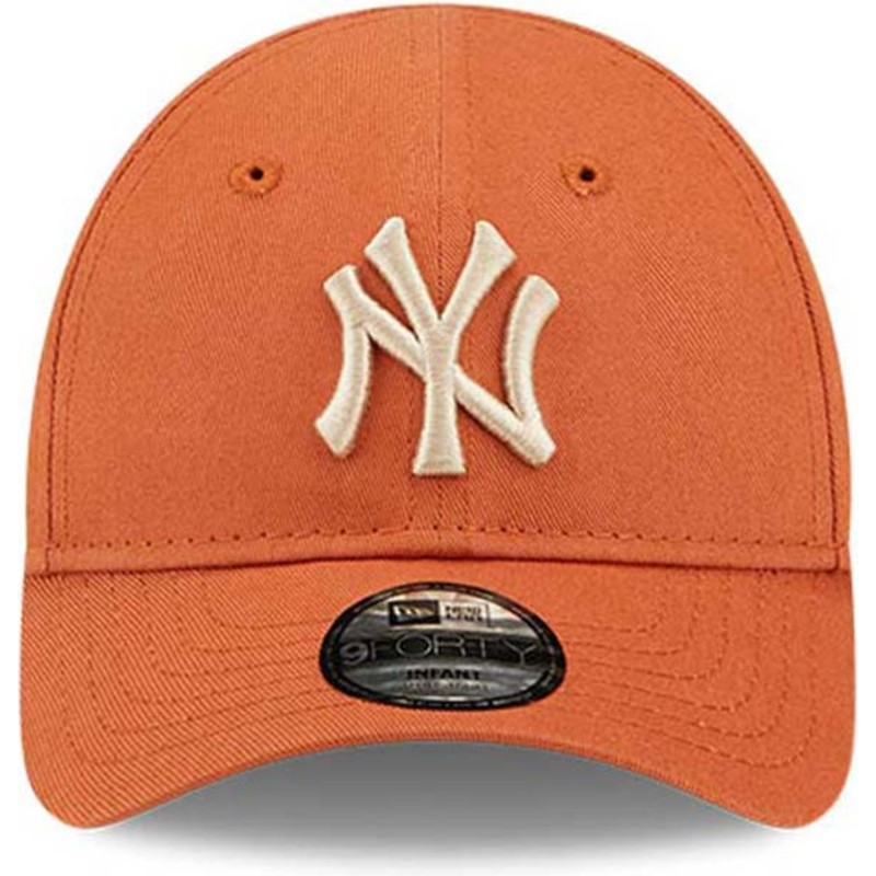 new-era-curved-brim-toddler-9forty-league-essential-new-york-yankees-mlb-orange-adjustable-cap-with-beige-logo
