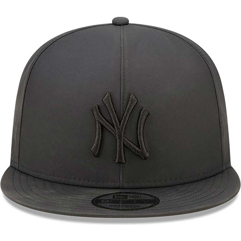 new-era-flat-brim-black-logo-9fifty-gore-tex-new-york-yankees-mlb-black-snapback-cap