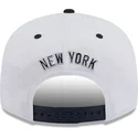 new-era-flat-brim-navy-blue-logo-9fifty-white-crown-patch-new-york-yankees-mlb-white-and-navy-blue-snapback-cap