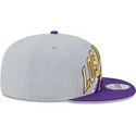 new-era-flat-brim-9fifty-tip-off-2023-los-angeles-lakers-nba-grey-and-purple-snapback-cap