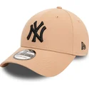 new-era-curved-brim-black-logo-39thirty-league-essential-new-york-yankees-mlb-beige-fitted-cap