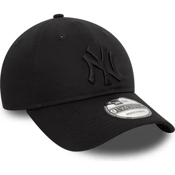 New Era Curved Brim Black Logo 9TWENTY League Essential New York Yankees MLB Black Adjustable Cap