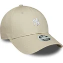 new-era-curved-brim-women-9forty-mini-logo-new-york-yankees-mlb-beige-adjustable-cap