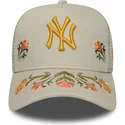 new-era-a-frame-floral-icon-new-york-yankees-mlb-beige-trucker-hat