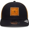 new-era-9seventy-stretch-snap-debossed-logo-new-york-yankees-mlb-navy-blue-and-brown-trucker-hat