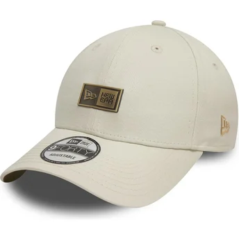 New Era Curved Brim 9FORTY Badge Beige Adjustable Cap