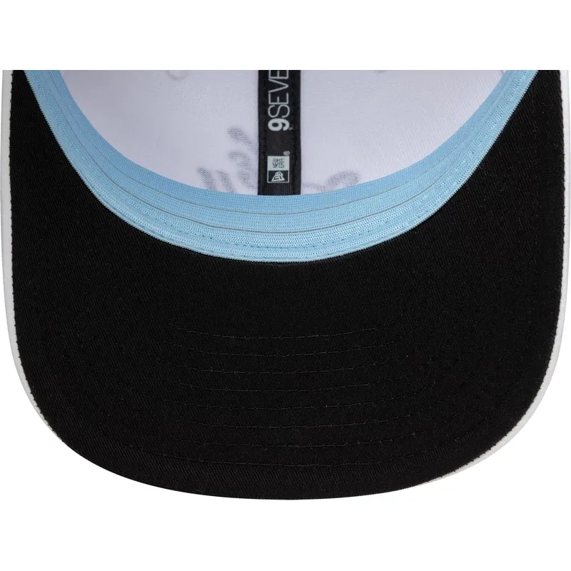 new-era-curved-brim-9seventy-stretch-snap-technical-golf-white-snapback-cap