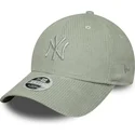 new-era-curved-brim-women-green-logo-9forty-m-crown-pastel-cord-new-york-yankees-mlb-light-green-adjustable-cap