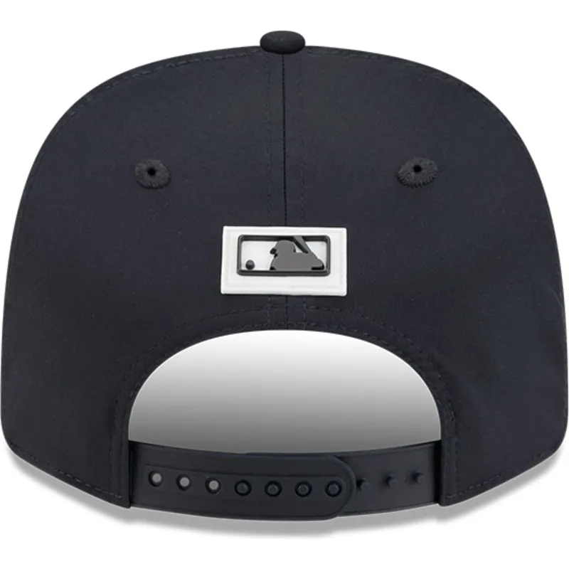 new-era-curved-brim-9seventy-stretch-snap-clubhouse-new-york-yankees-mlb-navy-blue-snapback-cap