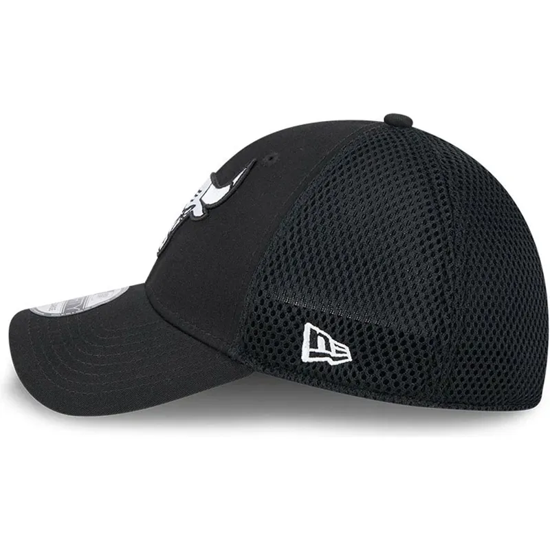 new-era-39thirty-evergreen-neo-chicago-bulls-nba-black-fitted-trucker-hat