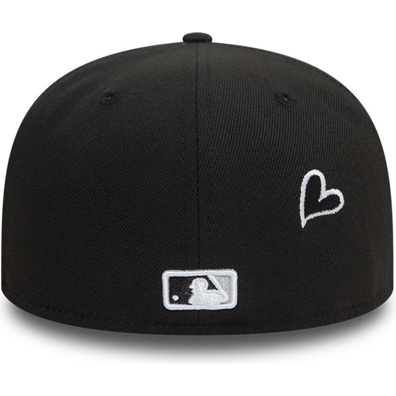 new-era-flat-brim-59fifty-heart-icon-chicago-white-sox-mlb-black-fitted-cap