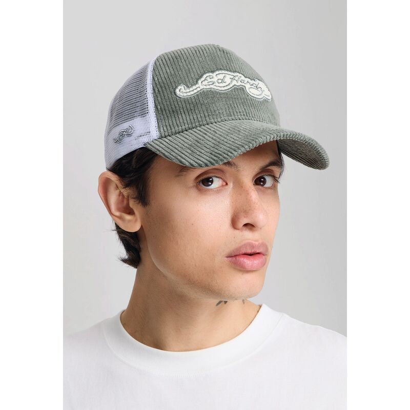 ed-hardy-embroidery-applique-cord-green-and-white-trucker-hat