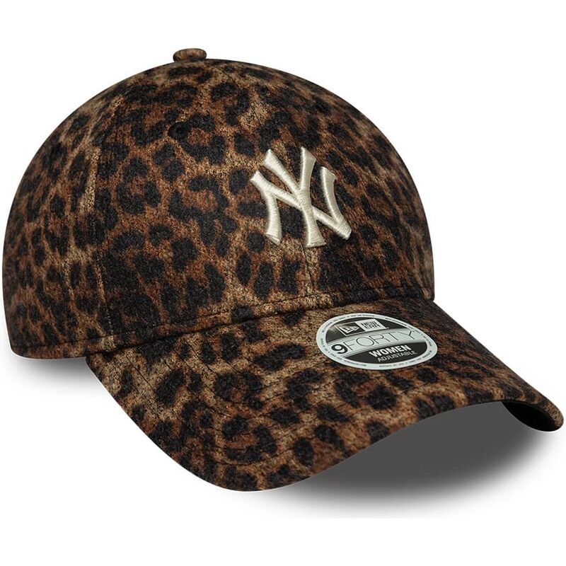 new-era-curved-brim-women-9forty-leopard-cosy-new-york-yankees-mlb-leopard-adjustable-cap