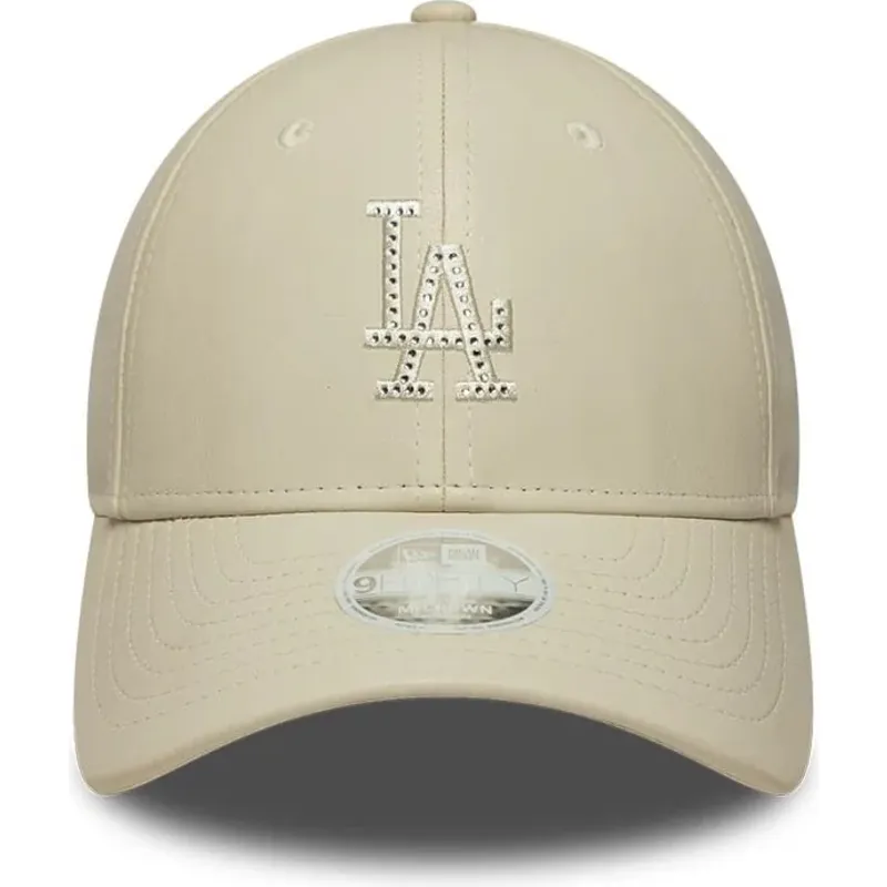 new-era-curved-brim-women-9forty-m-crown-pu-diamante-los-angeles-dodgers-mlb-beige-snapback-cap-with-beige-logo new-era-curved-brim-women-9forty-m-crown-pu-diamante-los-angeles-dodgers-mlb-beige-snapback-cap-with-beige-logo