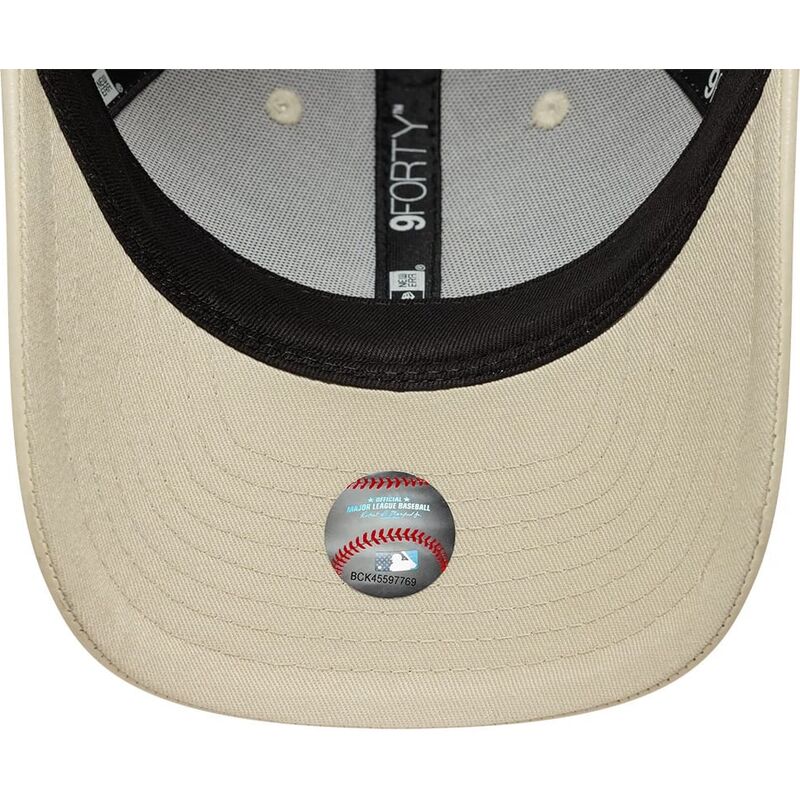 new-era-curved-brim-women-9forty-m-crown-pu-diamante-los-angeles-dodgers-mlb-beige-snapback-cap-with-beige-logo new-era-curved-brim-women-9forty-m-crown-pu-diamante-los-angeles-dodgers-mlb-beige-snapback-cap-with-beige-logo