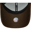 new-era-curved-brim-9forty-winter-borg-new-york-yankees-mlb-brown-snapback-cap
