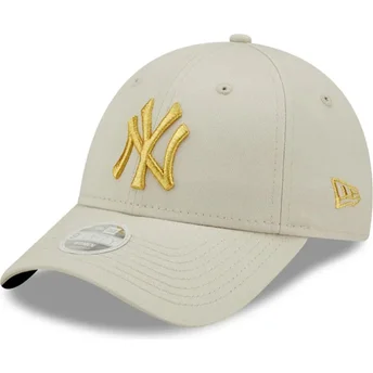 New Era Curved Brim Women Golden Logo 9FORTY Metallic Logo New York Yankees MLB Beige Adjustable Cap