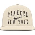 nike-flat-brim-dri-fit-true-structured-aero-bill-new-york-yankees-mlb-beige-fitted-cap