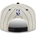 new-era-curved-brim-19twenty-pinstripe-chicago-bulls-nba-beige-and-black-snapback-cap