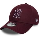new-era-curved-brim-maroon-logo-9forty-team-outline-new-york-yankees-mlb-maroon-and-red-adjustable-cap