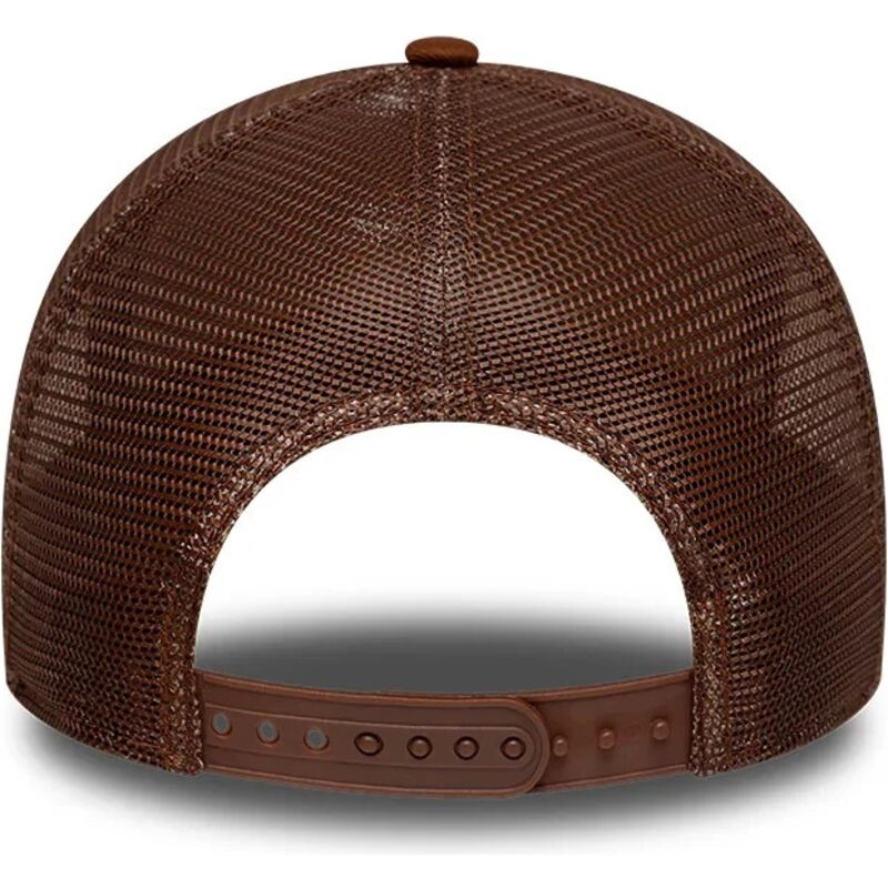 new-era-brown-logo-e-frame-outline-new-york-yankees-mlb-brown-trucker-hat