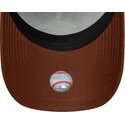 new-era-brown-logo-e-frame-outline-new-york-yankees-mlb-brown-trucker-hat