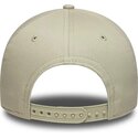 new-era-curved-brim-brown-logo-e-frame-league-essential-new-york-yankees-mlb-beige-snapback-cap