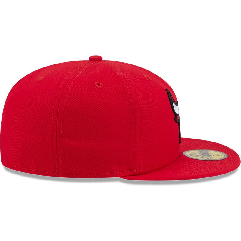 new-era-flat-brim-59fifty-side-script-chicago-bulls-nba-red-fitted-cap new-era-flat-brim-59fifty-side-script-chicago-bulls-nba-red-fitted-cap