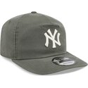 new-era-curved-brim-19twenty-precurved-new-york-yankees-mlb-green-snapback-cap