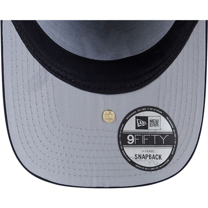 new-era-curved-brim-9fifty-a-frame-precurved-visor-pin-new-york-yankees-mlb-navy-blue-snapback-cap new-era-curved-brim-9fifty-a-frame-precurved-visor-pin-new-york-yankees-mlb-navy-blue-snapback-cap